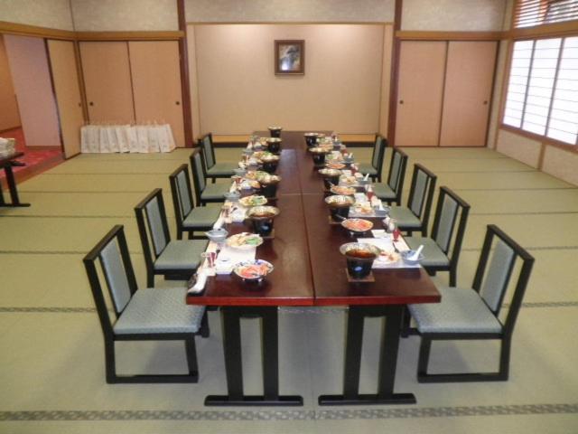 Kouraku Hotel Misasa Екстериор снимка